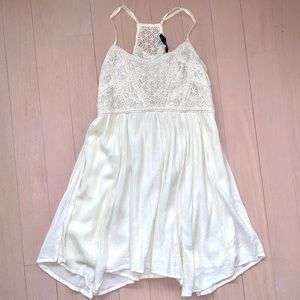 American Eagle flowy ivory lacy dress 0